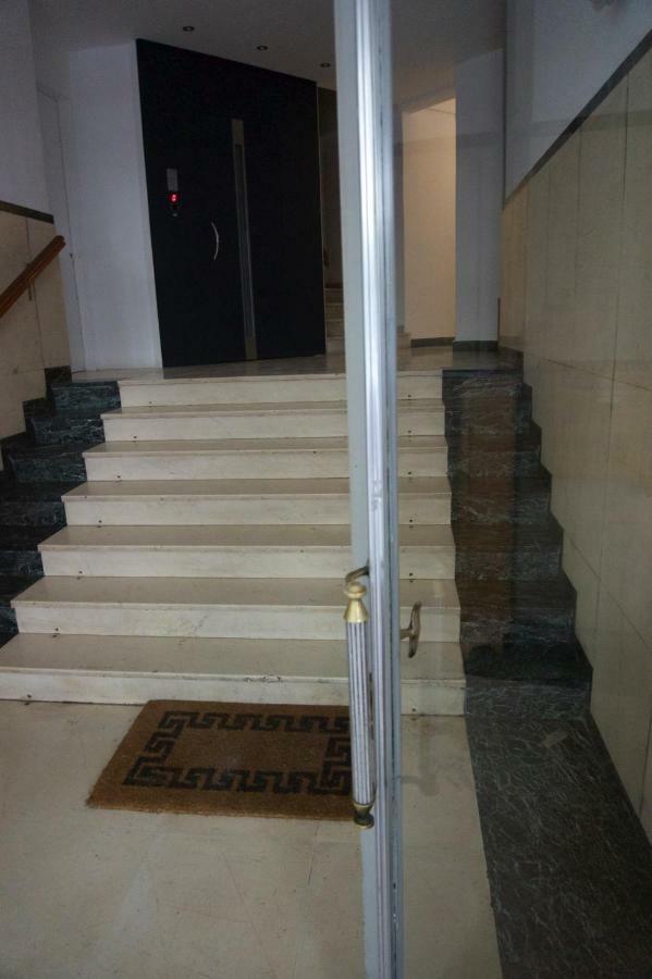 Classy Private Double Rooms In Apartment Next To Acropolis Афіни Екстер'єр фото